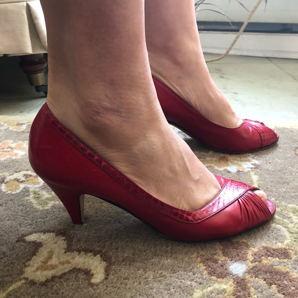 Vintage Bruno Magli Red Snakeskin Peep Toe Heels 7